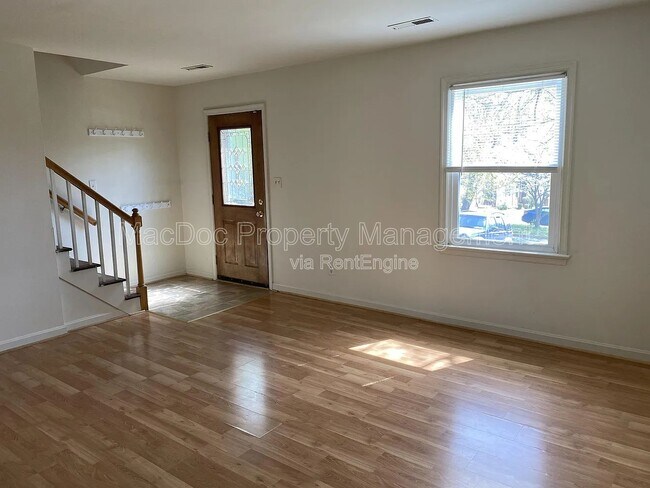 Building Photo - 118 Farrell Ln