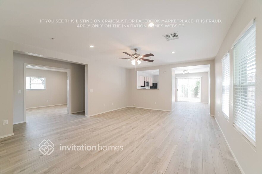 Building Photo - 11233 N 89th Way