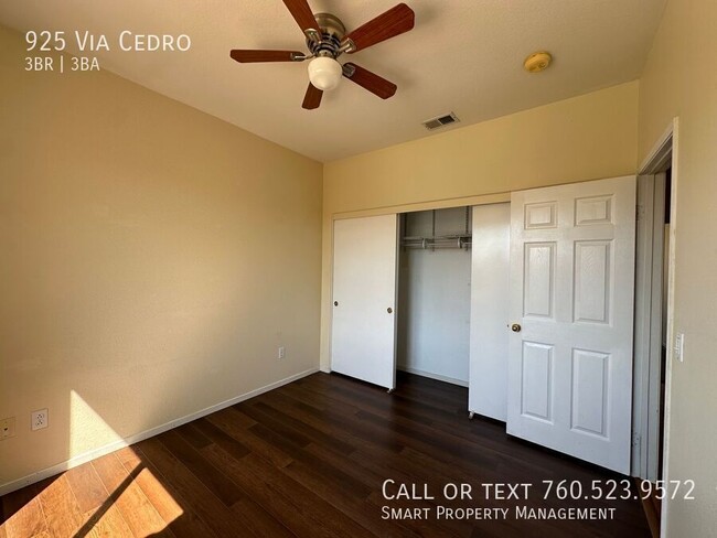 Building Photo - Beautiful Chula Vista 3bed+1 Loft, 2.5 bat...