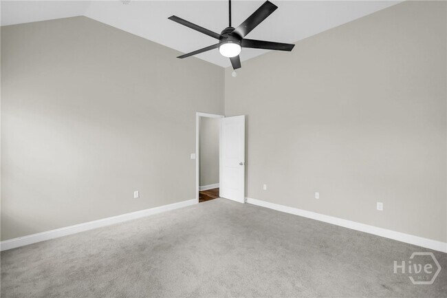 Building Photo - 1039 Meloney Dr