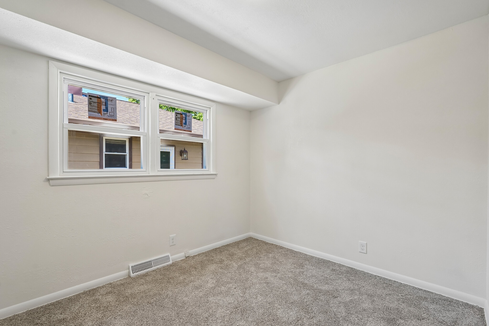 Building Photo - 5625 N 92nd St