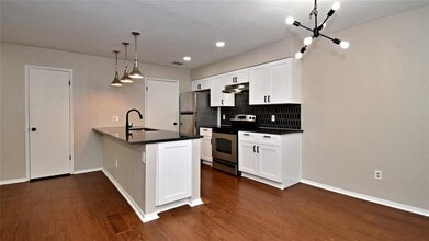 Building Photo - 4411 Whispering Valley Dr