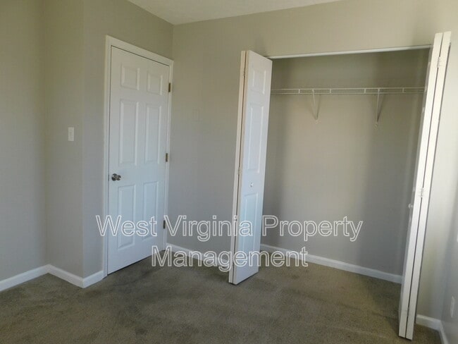 Building Photo - 3648 Davis Stuart Rd