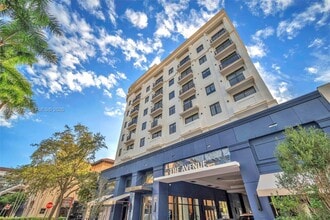 Building Photo - 4220 Laguna St