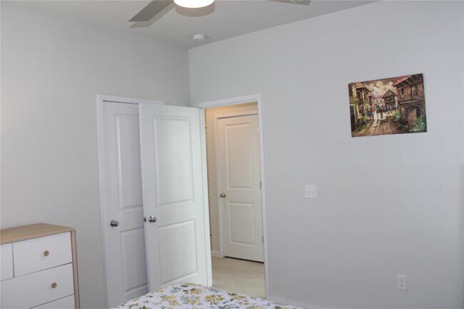 Building Photo - 15109 Casbah Dr