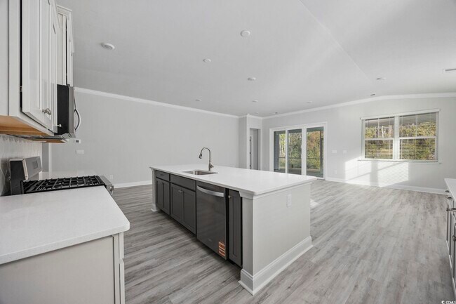 Building Photo - 7151 Shooting Star Way