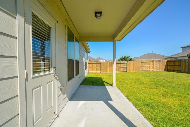 Building Photo - 8135 Running Brook Ln