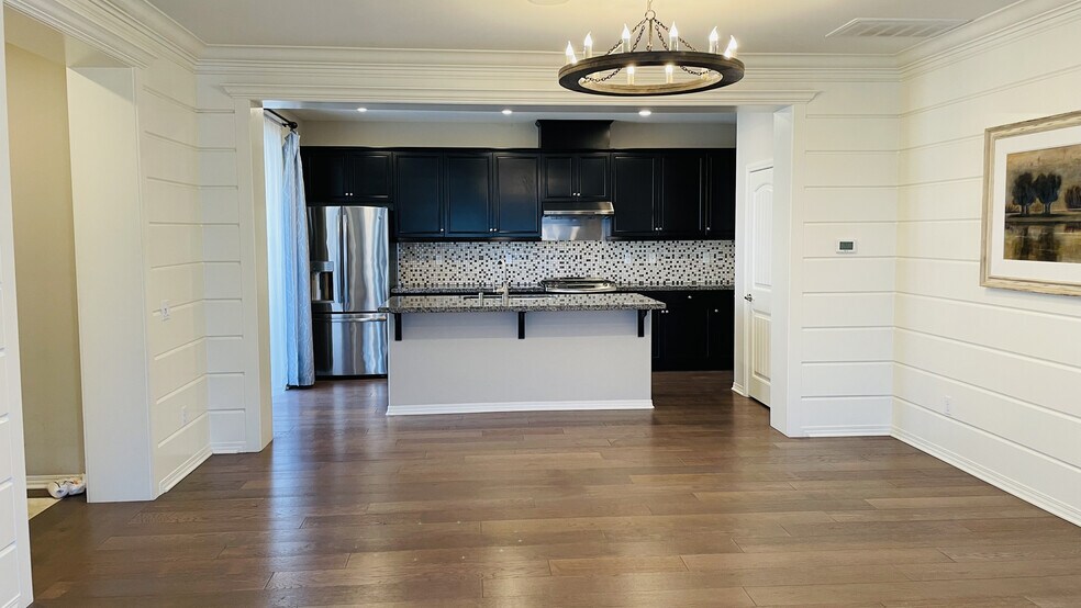 Building Photo - 24359 Verdugo Cir
