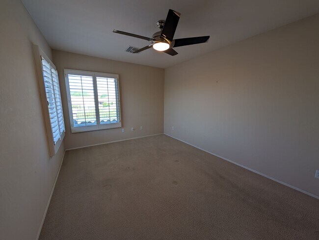 Building Photo - 4 Bedroom 2.5 Bath With Private Pool
