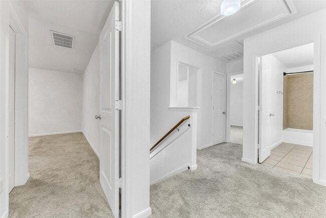 Building Photo - 15134 Trinity Meadow Dr