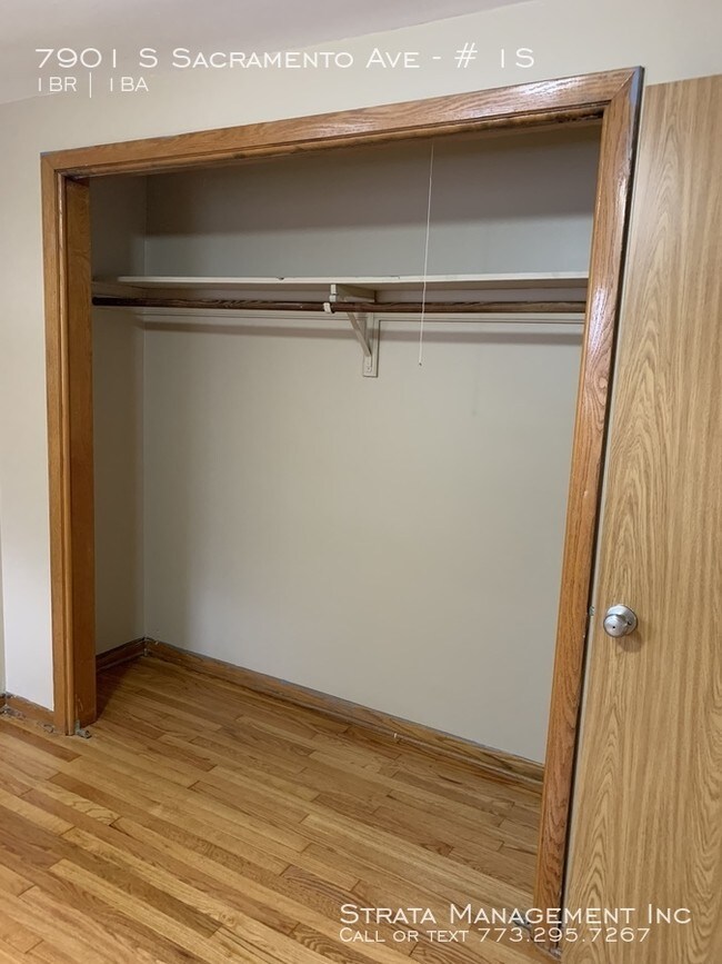 Building Photo - 7901 S Sacramento # 1S - $1,100/mo (1br/1b)