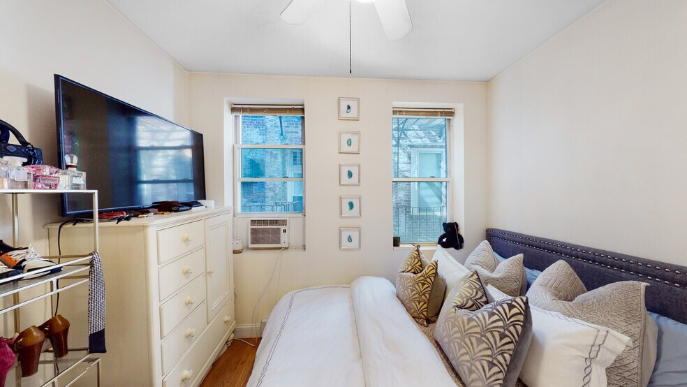 Building Photo - 91 Prince St