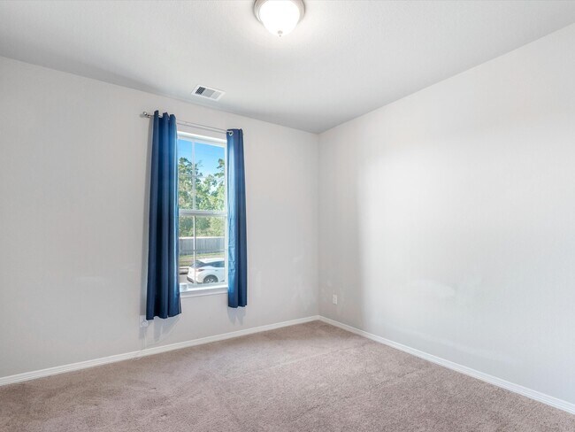 Building Photo - 10811 Violet Bloom Dr