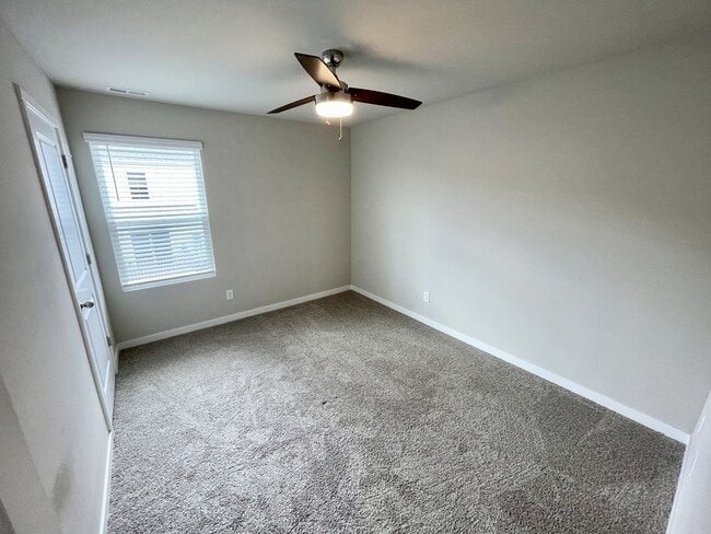 Building Photo - 577 N Kimberlite St