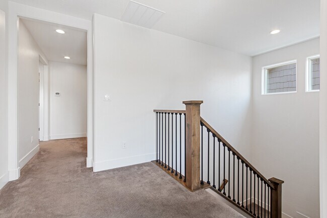 Building Photo - 3811 S Eckert Rd