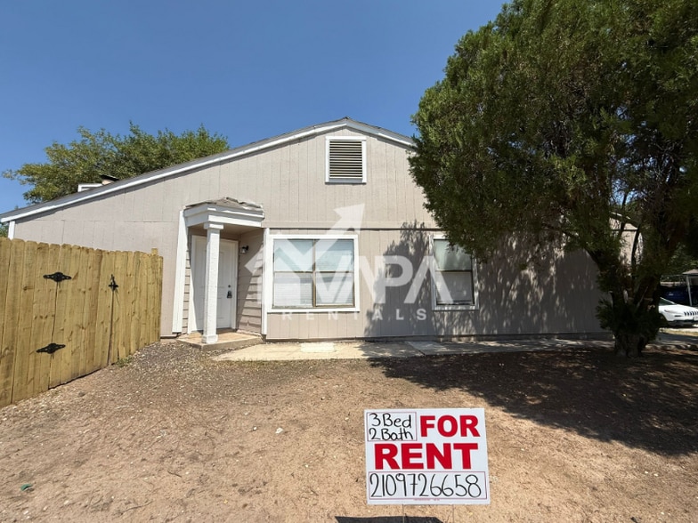 Building Photo - 4103 Sunrise Glade Dr