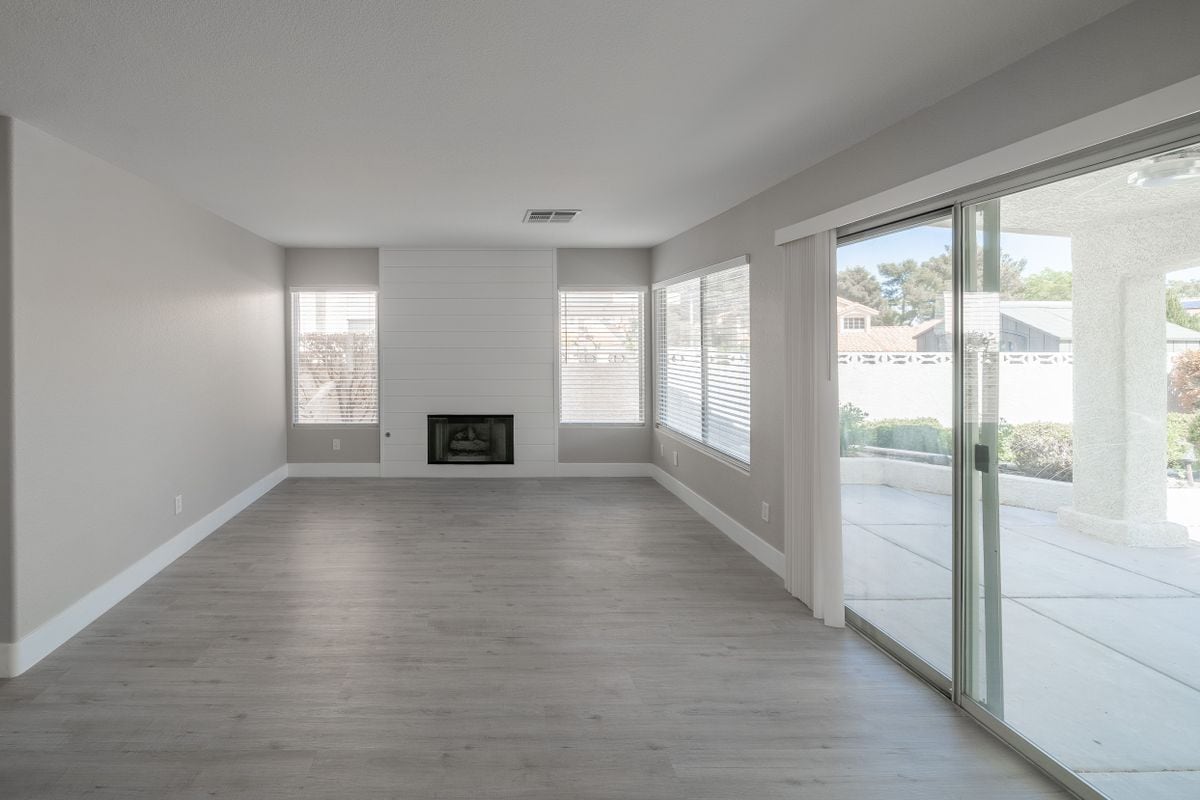 Building Photo - 1804 Summit Pointe Dr