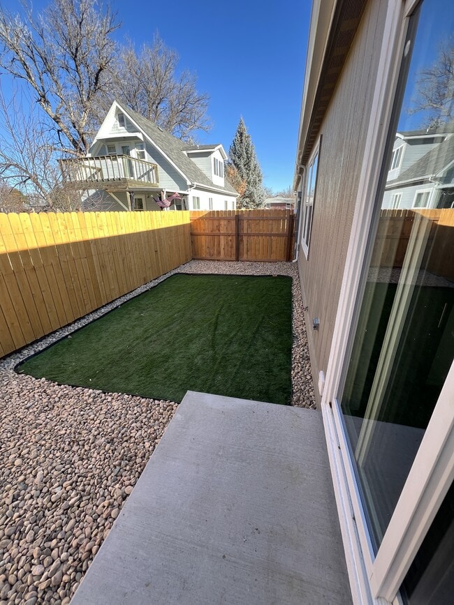 Building Photo - 518 Colorado Ave