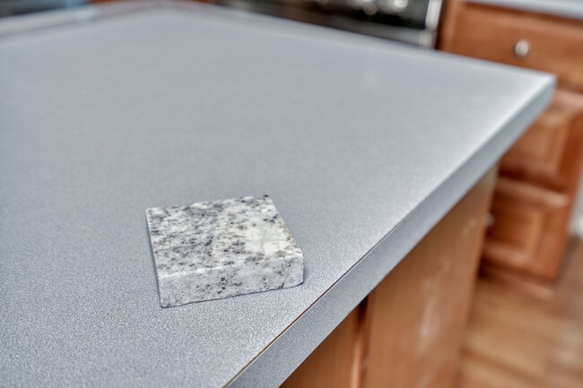 Building Photo - 6 Greenwood Park