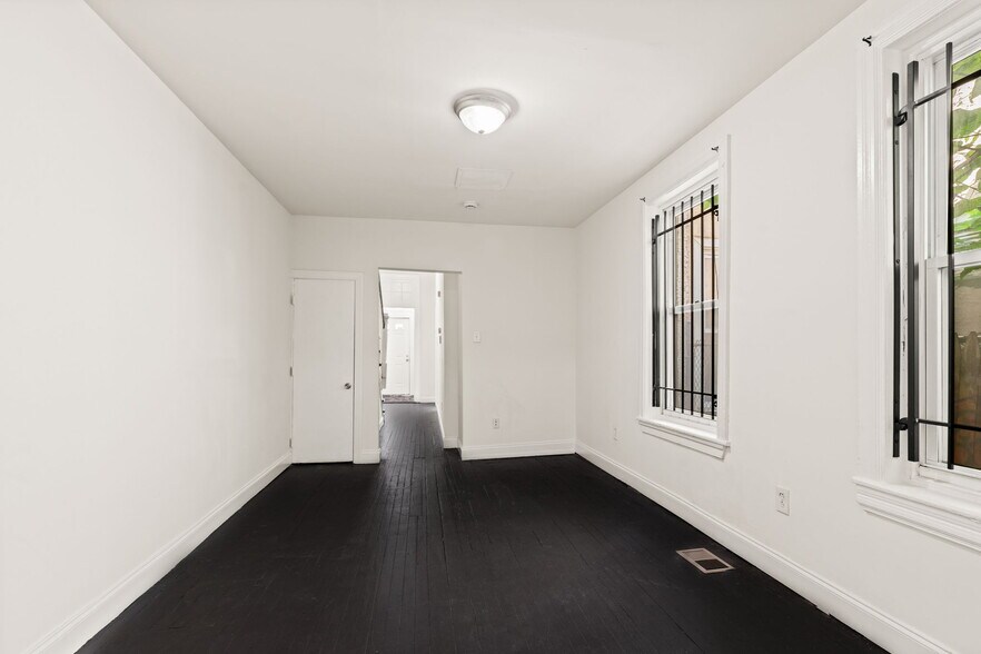 Building Photo - 2123 N 17th St