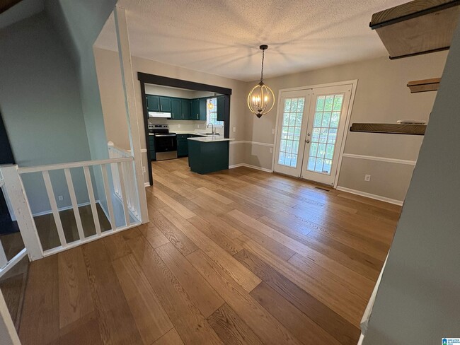Building Photo - 324 Willow Glen Ct