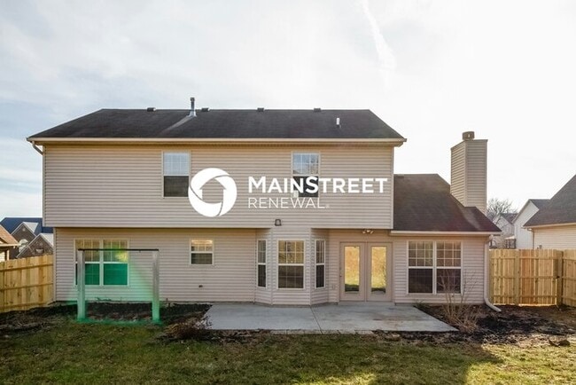 Building Photo - 4 Bedroom Pet-Friendly Home in Louisville, KY with Main Street Renewal