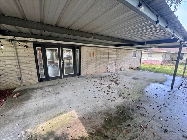 Building Photo - 345 Rachal Ave