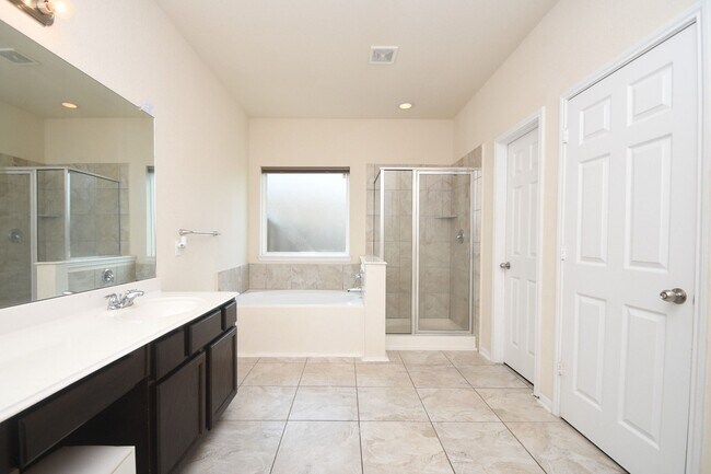 Building Photo - 15447 Signal Ridge Way