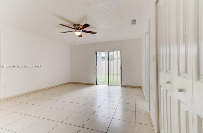 Building Photo - 14221 SW 106th Terrace