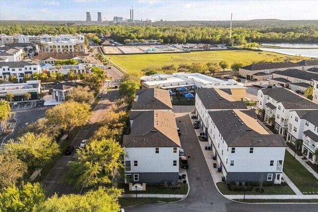 Building Photo - 3505 Tracy Vickers Alley