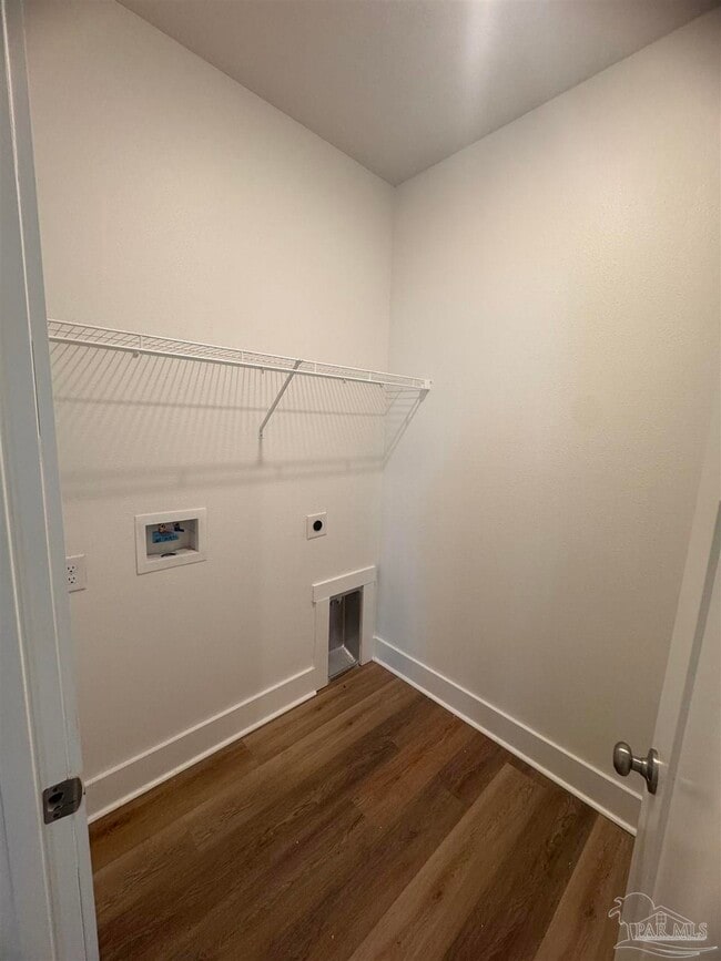 Building Photo - 6419 Forest Bay Ave