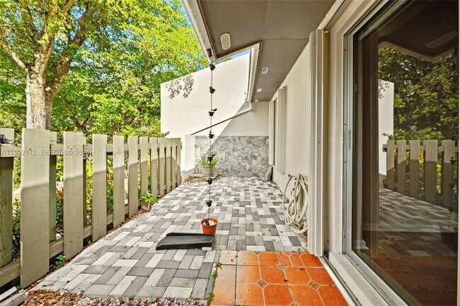 Building Photo - 12246 SW 116th Ln