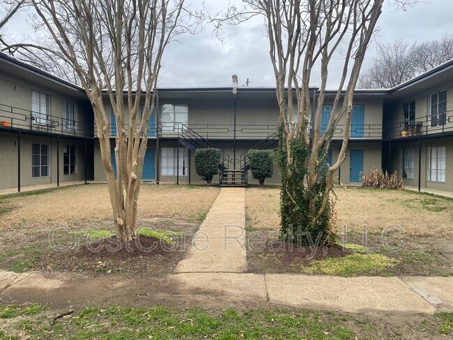 Building Photo - 21 Diana St