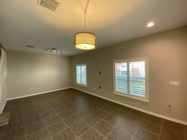 Building Photo - 183 Monterey Bay Dr