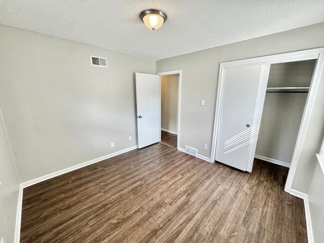 Building Photo - 3688 Mozelle St