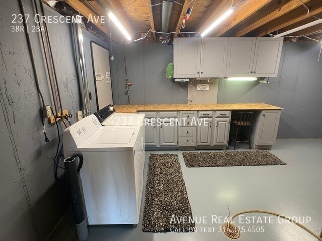 Building Photo - 237 Crescent Ave