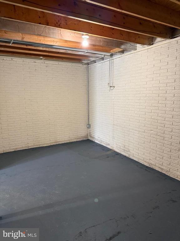 Building Photo - 1243 Peggy Dr