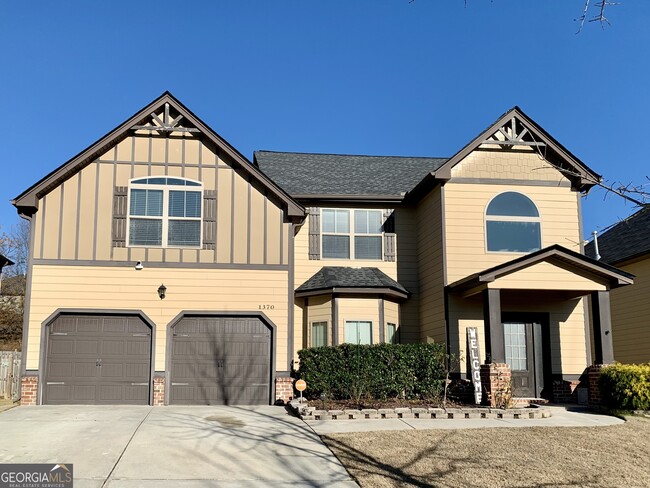 Primary Photo - 1370 Long Acre Dr