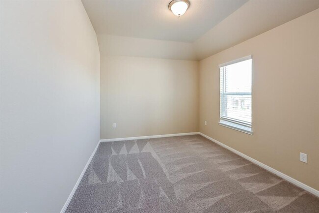 Building Photo - 7939 Cypress Country Dr