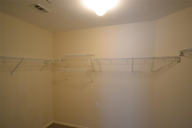 Building Photo - 1413 Colorado Bend Dr