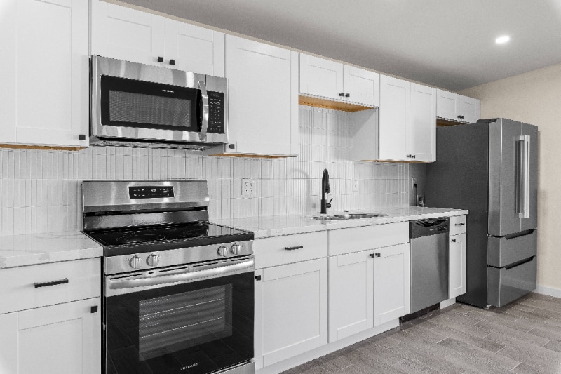 Building Photo - 4541 S 18th Ave