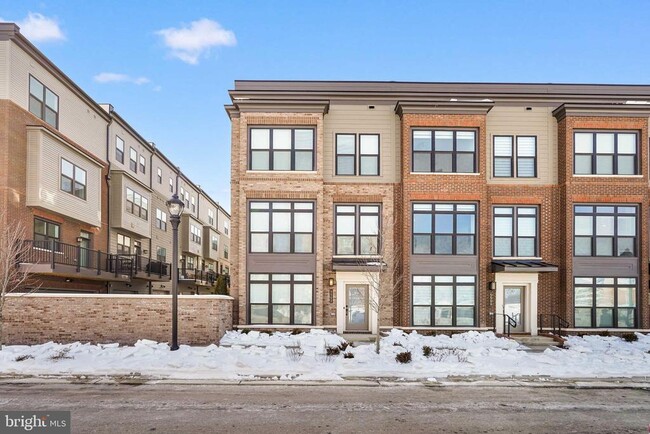 Building Photo - 5502 Topaz Ln