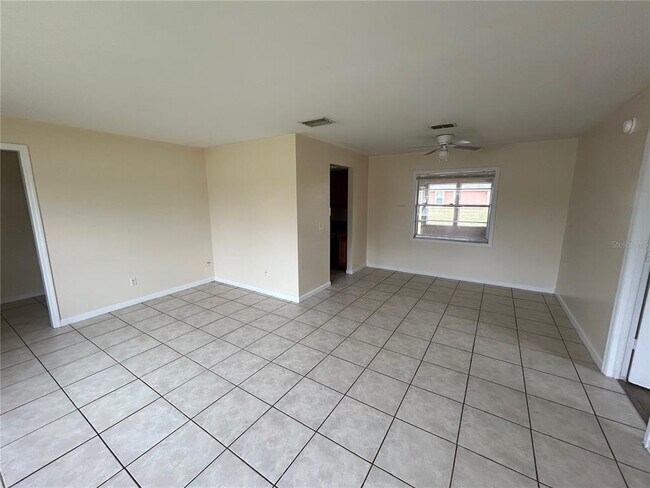 Building Photo - 769 Leonardo Ct