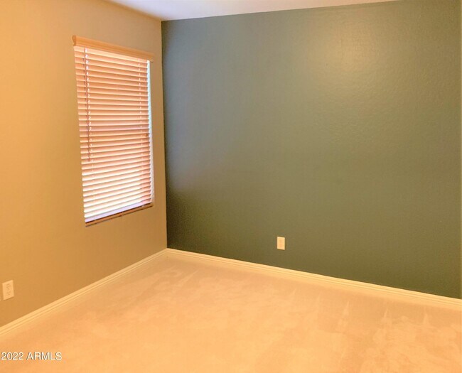 Building Photo - 1273 N Exeter St