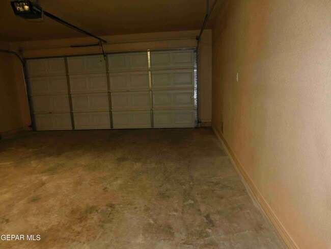 Building Photo - 4529 Hugo Reyes St