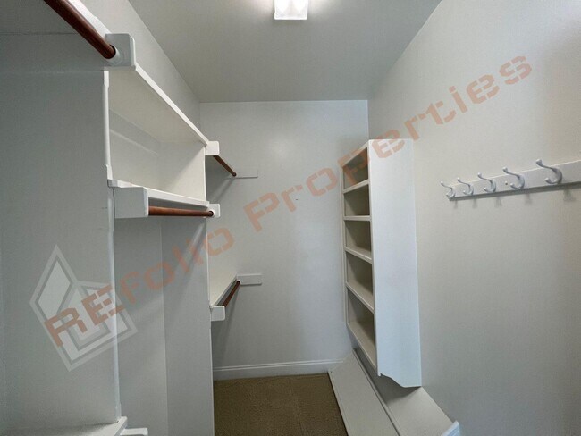 Building Photo - Elegant 3 Story 3 Bedroom Formal Model Tow...