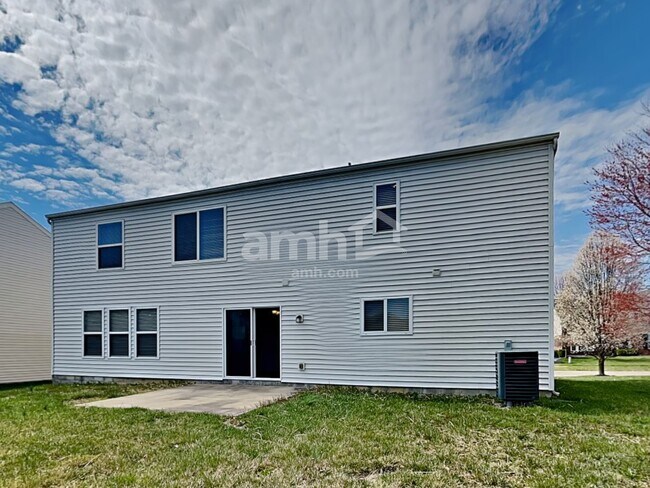 Building Photo - 6718 Waverly Park