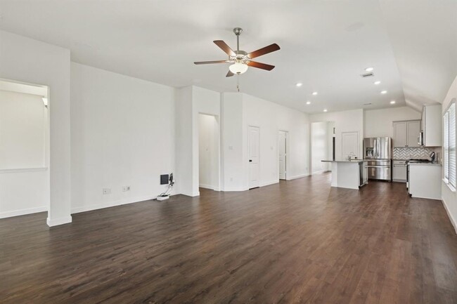 Building Photo - 4610 Cedar Butte Ln