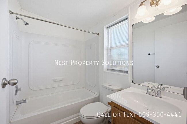 Building Photo - 15824 WA-262