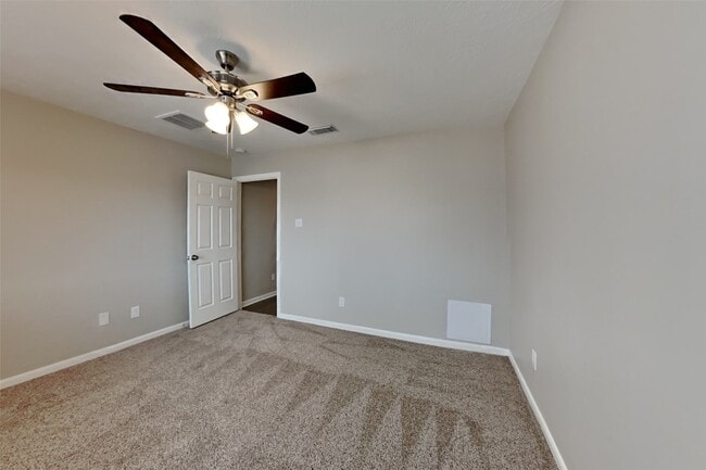 Building Photo - 29719 Buffalo Canyon Dr